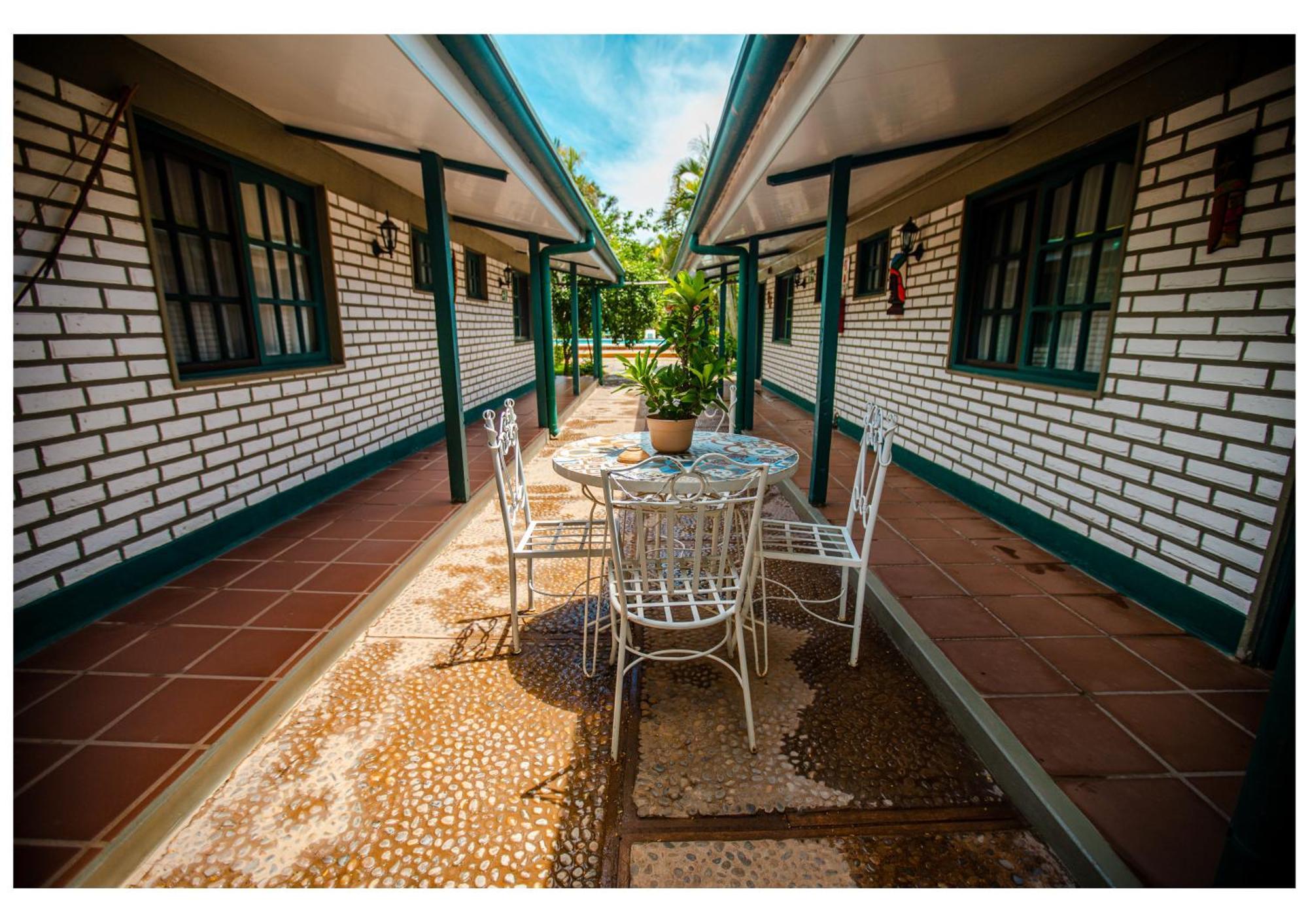 Hotel Boutique El Rancho Olivo Villamontes 外观 照片